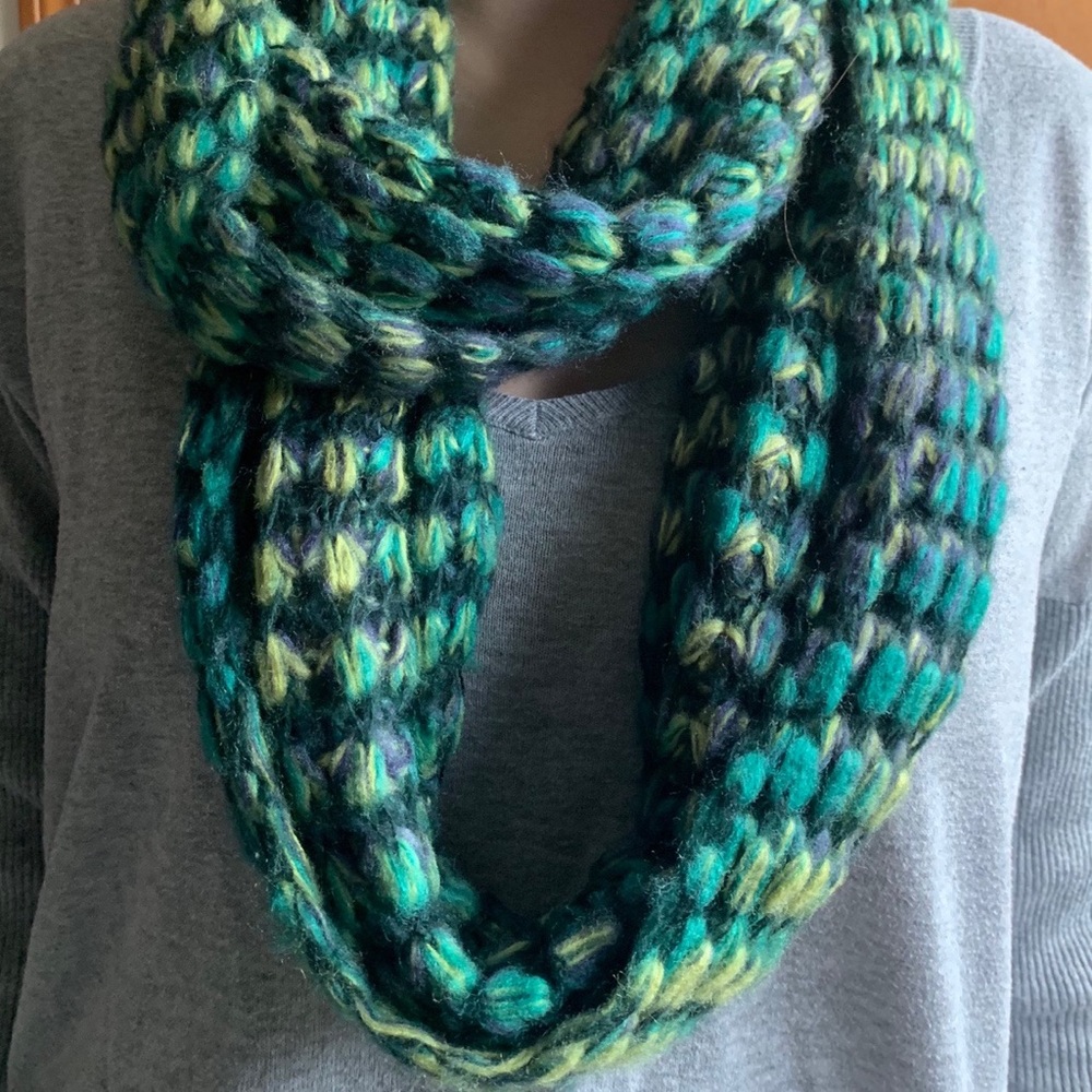 Infinity scarf